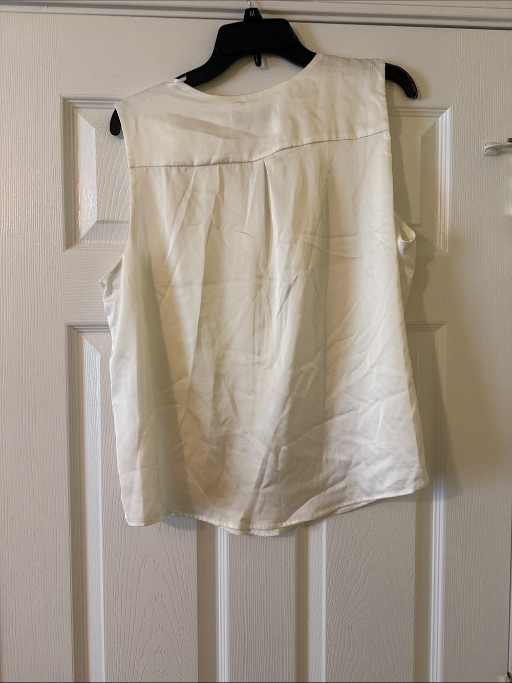 Kasper Cream V-Neck Sleeveless Camisole - Picture 2 of 2